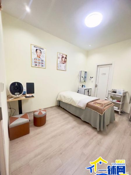 ����ת���������سǹ���·��װ�����ݵ�ʵ��ͼƬ