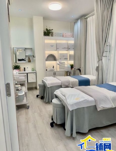 ����ת���������سǹ���·��װ�����ݵ�ʵ��ͼƬ